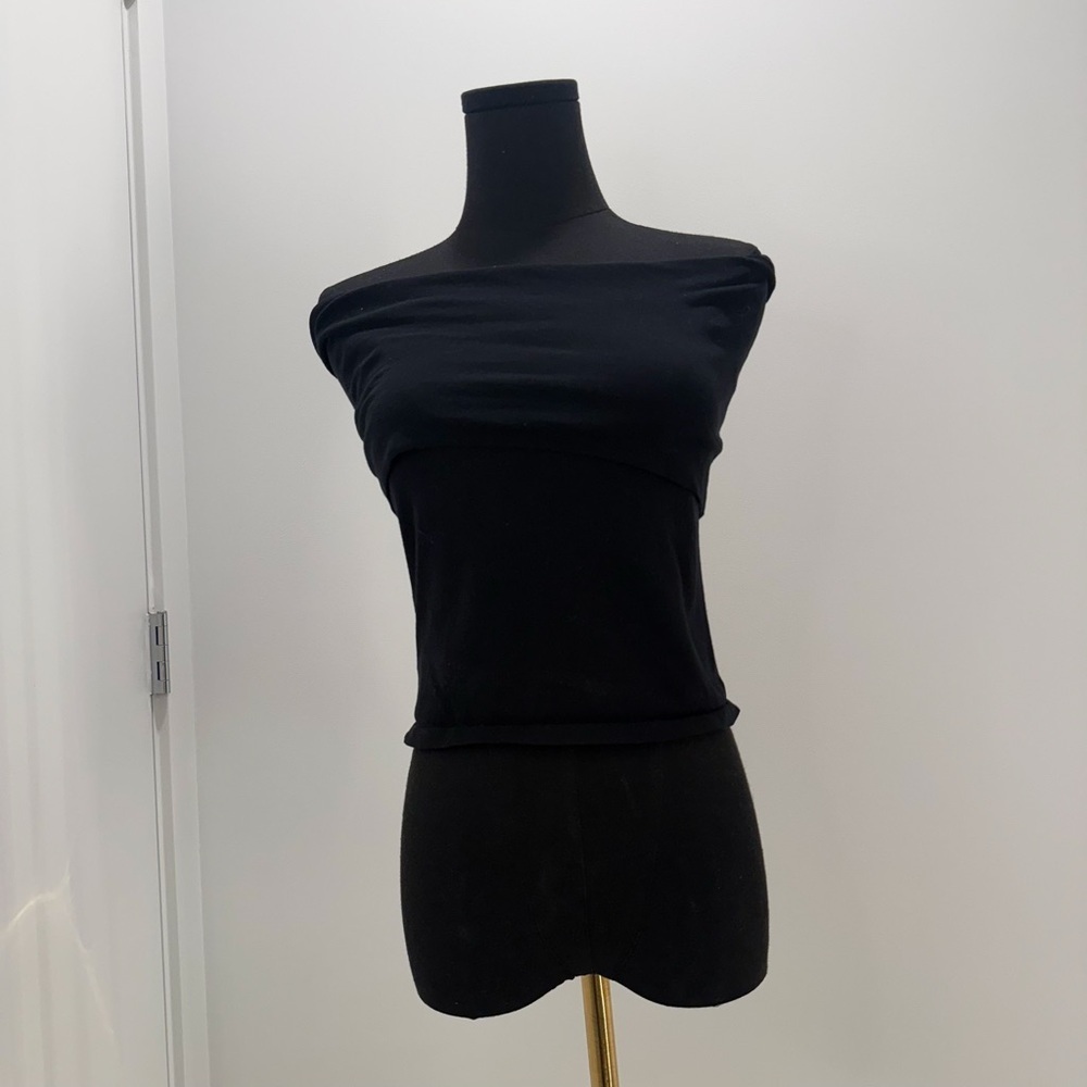 Urban Revivo Sophisticated Black Off-Shoulder Blouse JZ1005